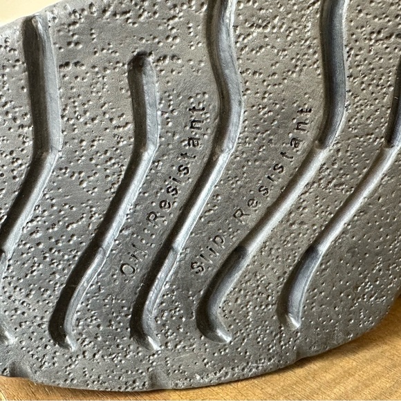 Carolina clogs slip on 7.5 shoes nonslip safety work tan suede dry lined leather - Picture 6 of 6